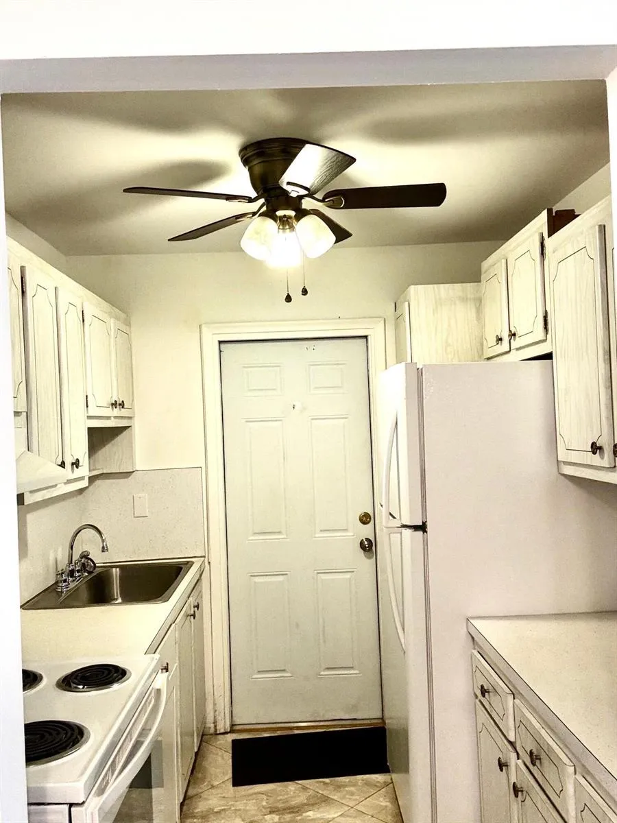 310 NORTH BOULEVARD #2A Boynton Beach, FL 33435