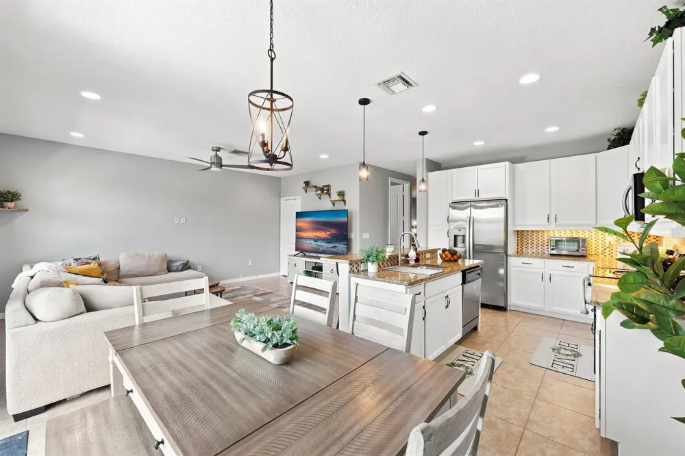 4585 Tara Cove Way West Palm Beach, FL 33417