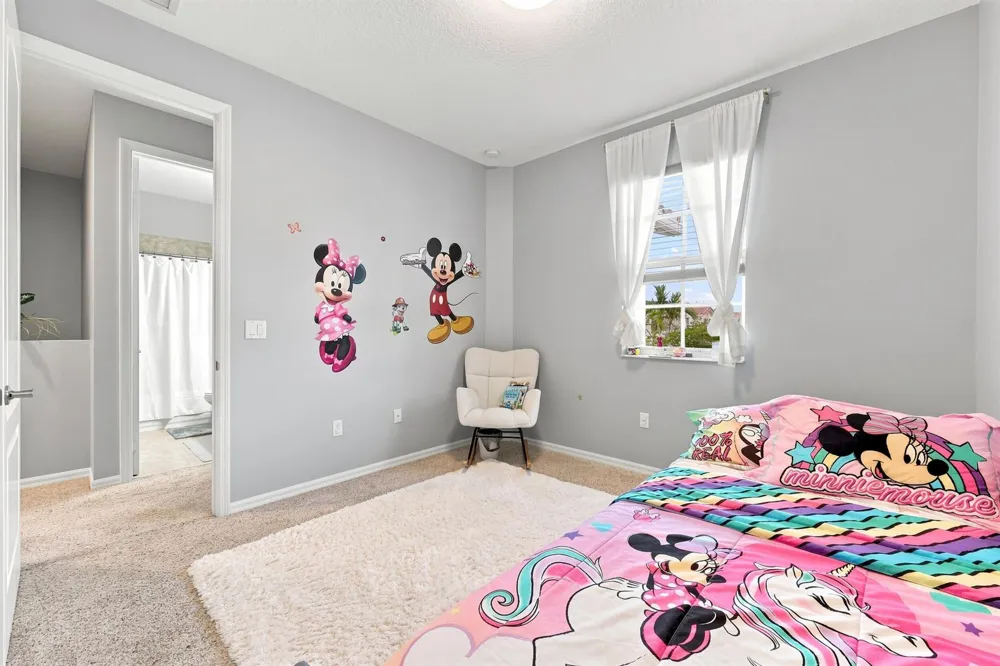 4585 Tara Cove Way West Palm Beach, FL 33417