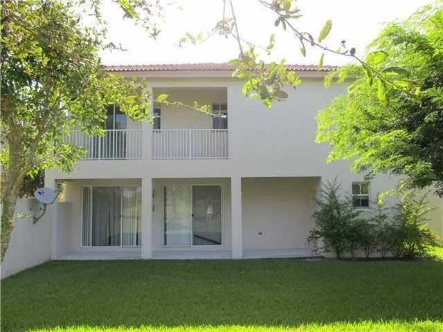 10682 OLD HAMMOCK WAY Wellington, FL 33414