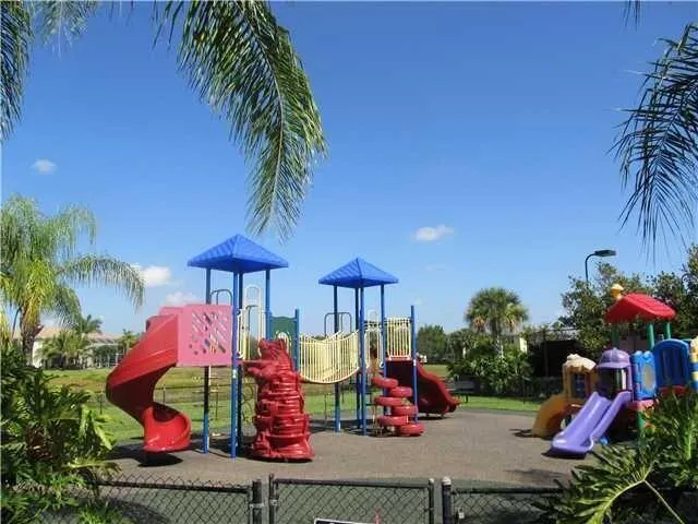 10682 OLD HAMMOCK WAY Wellington, FL 33414