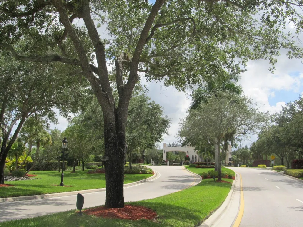 10682 OLD HAMMOCK WAY Wellington, FL 33414