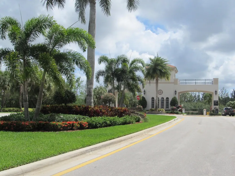 10682 OLD HAMMOCK WAY Wellington, FL 33414