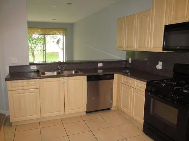 10682 OLD HAMMOCK WAY Wellington, FL 33414