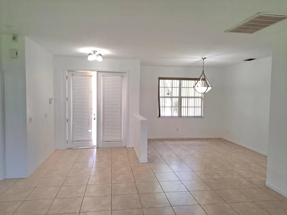 2262 SE Glover Street Port St. Lucie, FL 34984