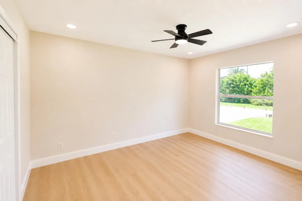 16613 61st Place Loxahatchee, FL 33470