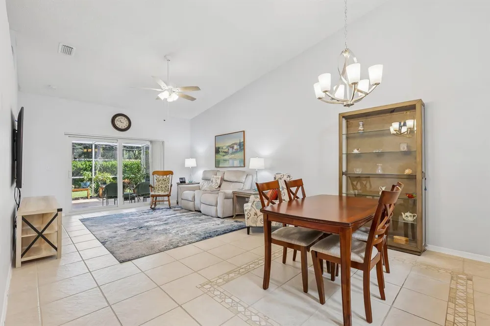 8480 LOGIA CIRCLE Boynton Beach, FL 33472