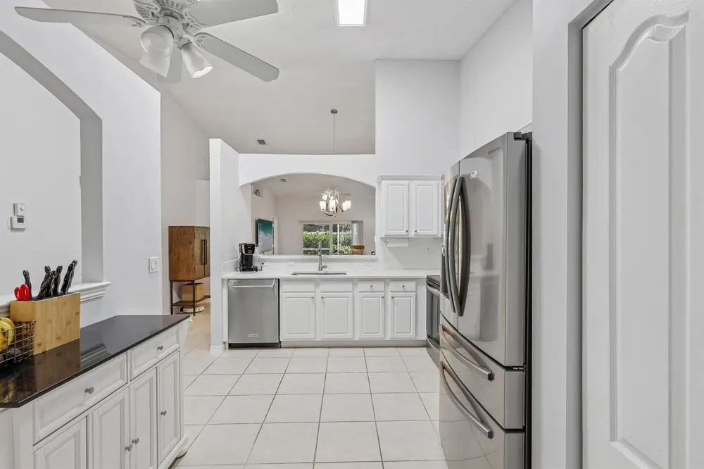 8480 LOGIA CIRCLE Boynton Beach, FL 33472