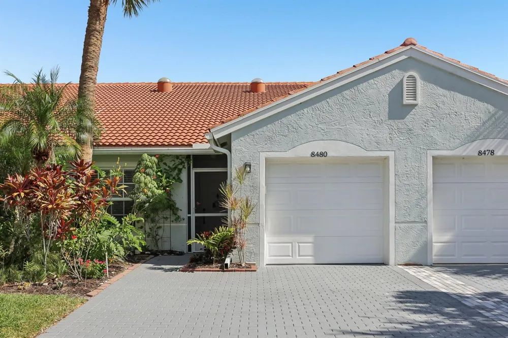 8480 LOGIA CIRCLE Boynton Beach, FL 33472