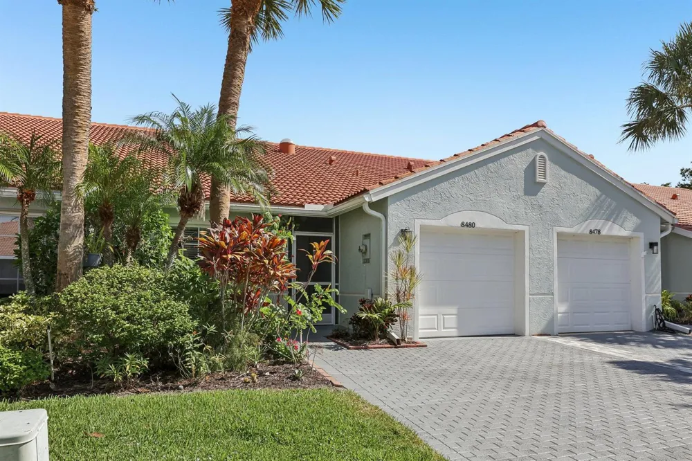 8480 LOGIA CIRCLE Boynton Beach, FL 33472