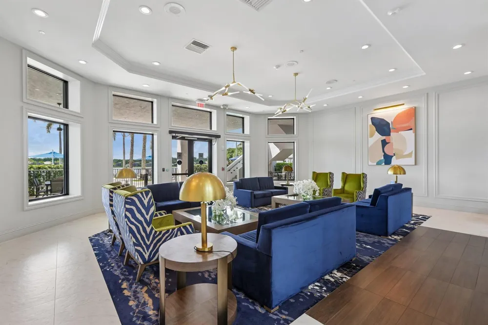 8480 LOGIA CIRCLE Boynton Beach, FL 33472