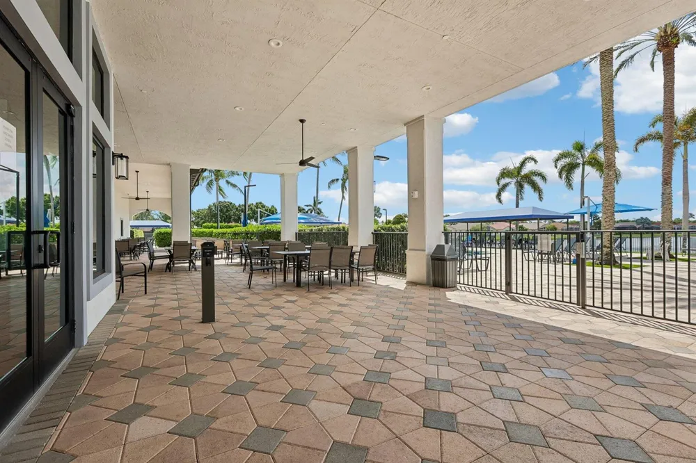 8480 LOGIA CIRCLE Boynton Beach, FL 33472