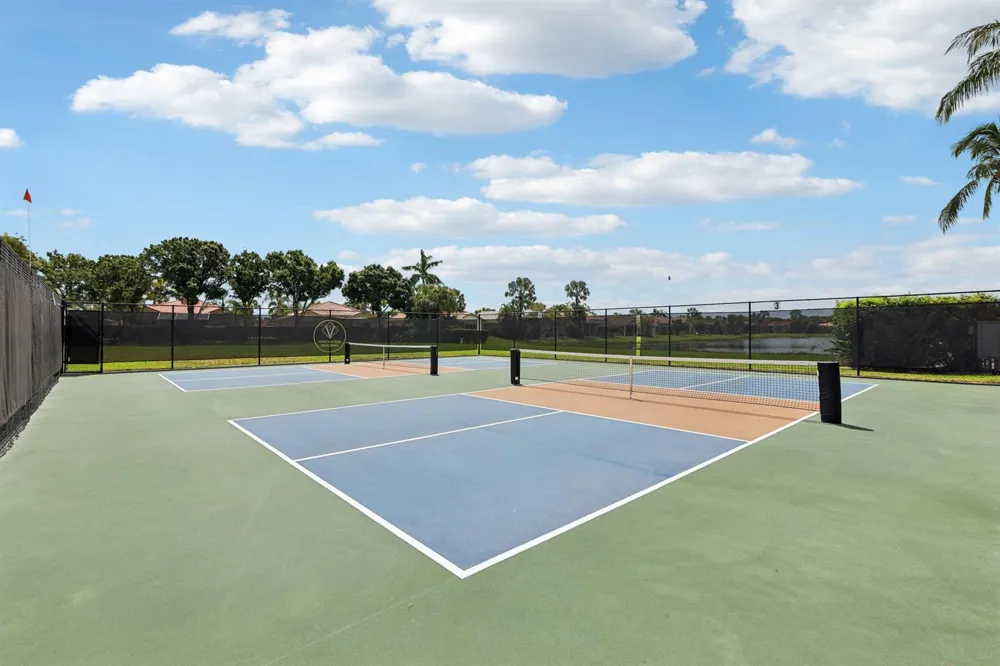 8480 LOGIA CIRCLE Boynton Beach, FL 33472