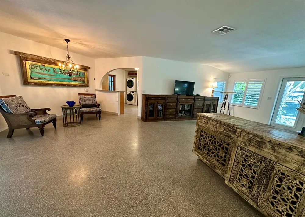 212 Kings Lynn Delray Beach, FL 33444