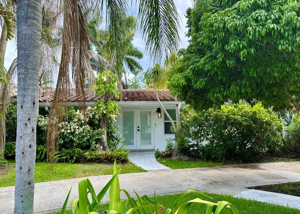 212 Kings Lynn Delray Beach, FL 33444