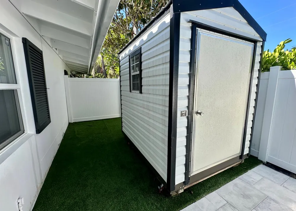 212 Kings Lynn Delray Beach, FL 33444