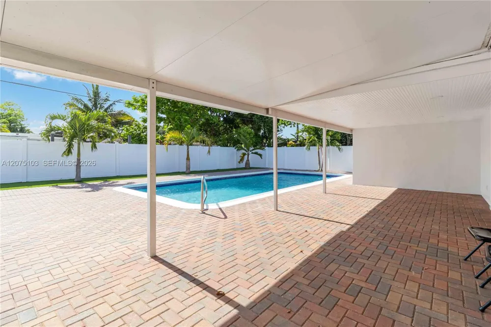 913 SW 49th Ave Plantation, FL 33317