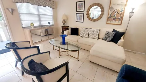 2067 AINSLIE D DRIVE
