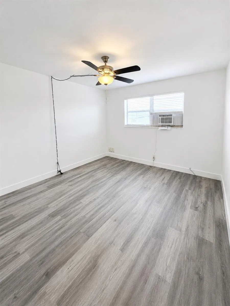 2837 NE 30th Street #6 Fort Lauderdale, FL 33306