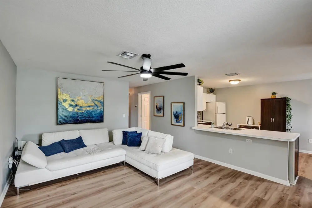 1095 MIAMI BOULEVARD Delray Beach, FL 33483