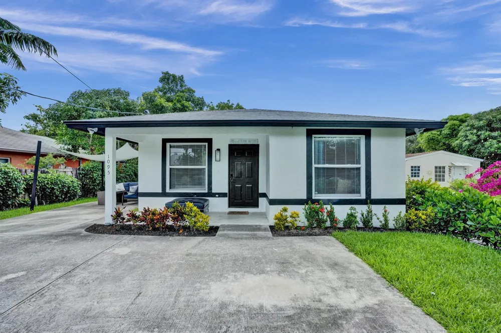 1095 MIAMI BOULEVARD Delray Beach, FL 33483