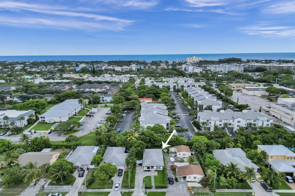 1095 MIAMI BOULEVARD Delray Beach, FL 33483
