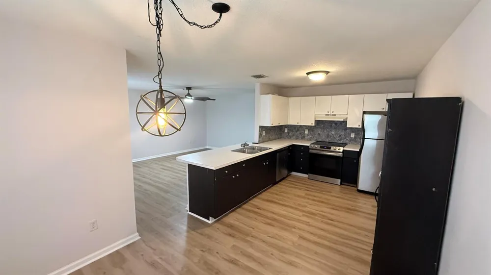 1095 MIAMI BOULEVARD Delray Beach, FL 33483