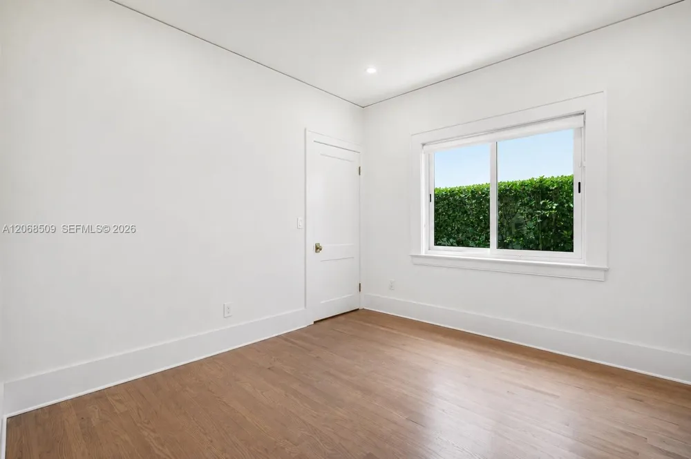 829 Genoa St Coral Gables, FL 33134