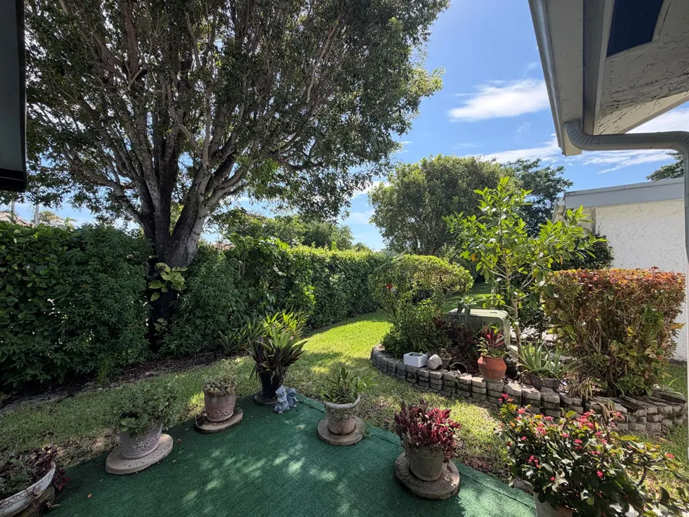 7758 CLOVERFIELD CIRCLE Boca Raton, FL 33433
