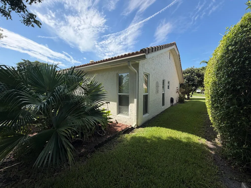 7758 CLOVERFIELD CIRCLE Boca Raton, FL 33433