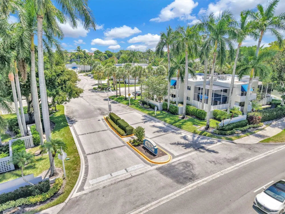 544 NW 98TH AVENUE Plantation, FL 33324