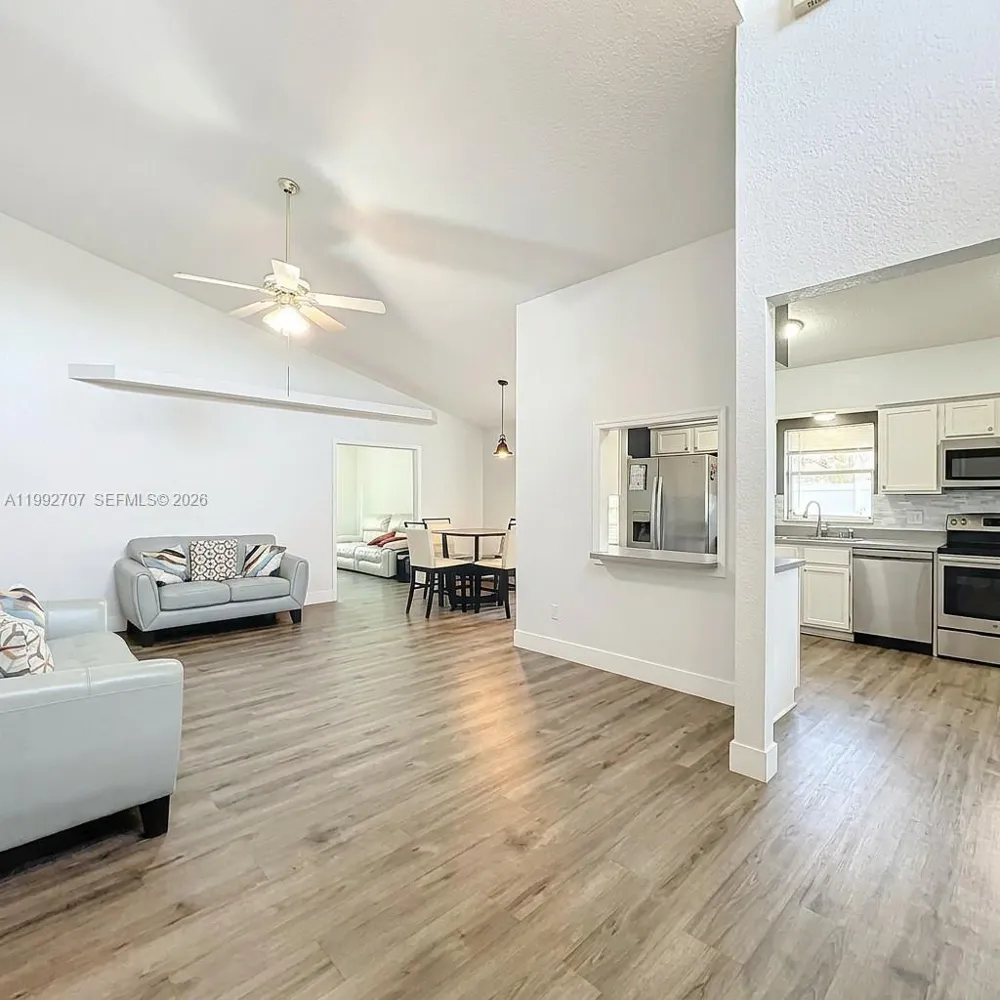 10052 Sandbar Street Orlando, FL 32825