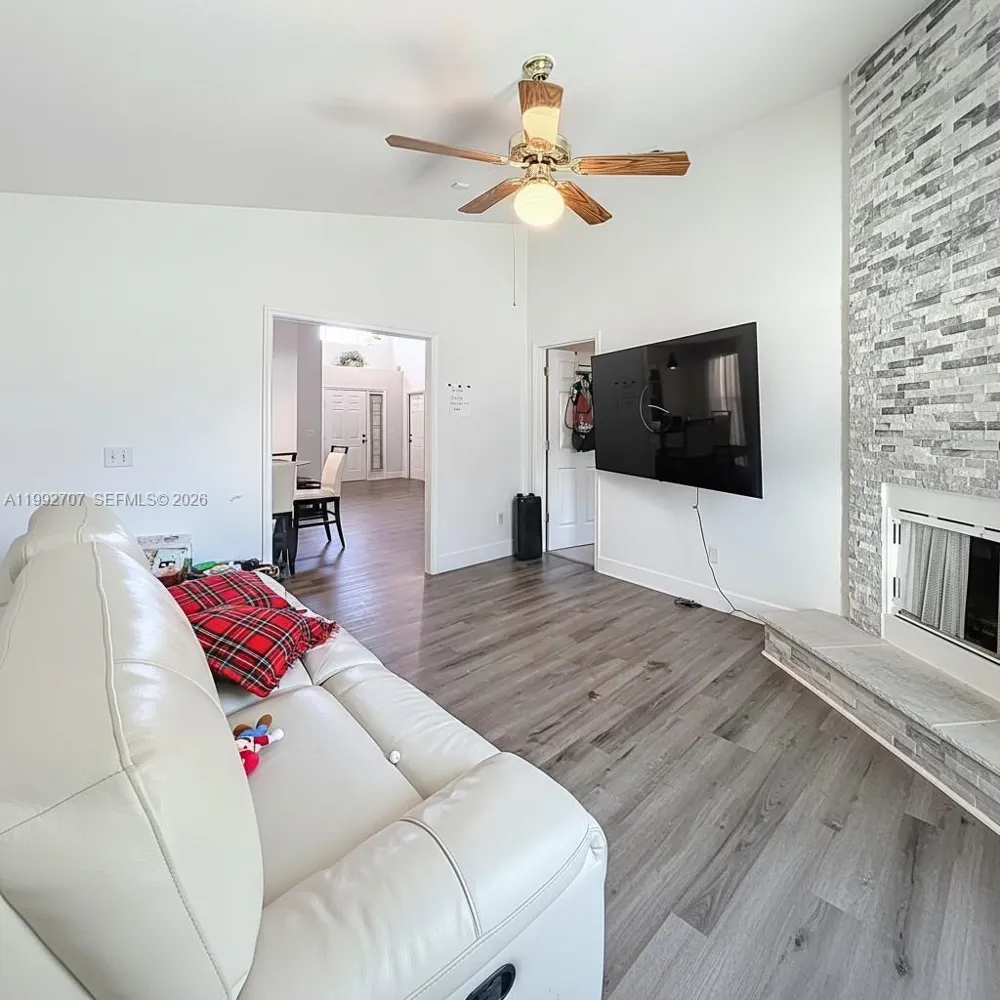 10052 Sandbar Street Orlando, FL 32825