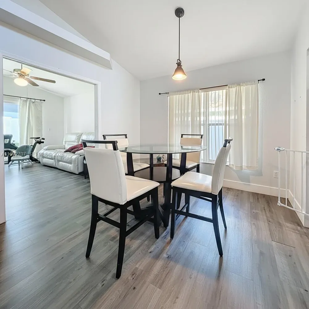 10052 Sandbar Street Orlando, FL 32825