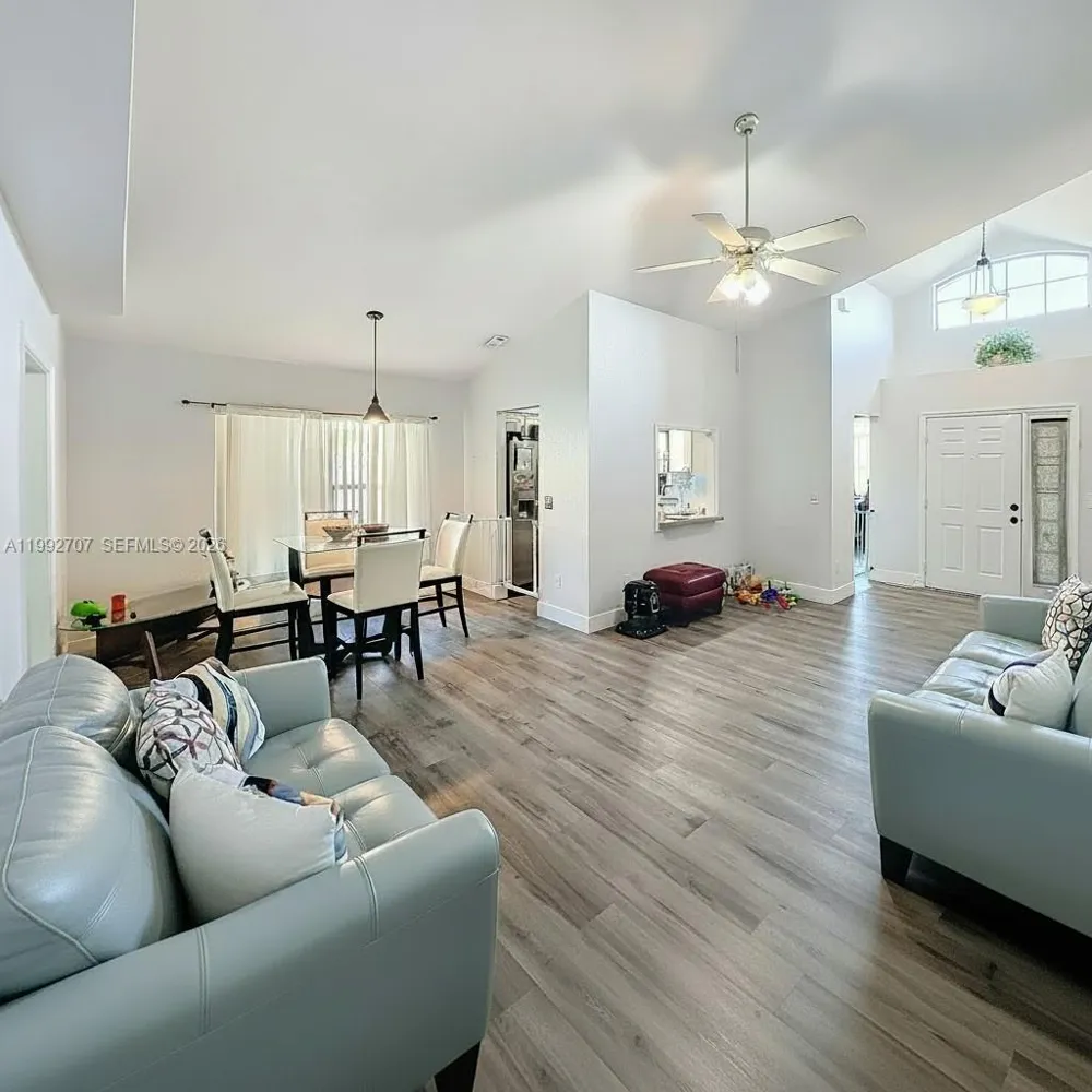 10052 Sandbar Street Orlando, FL 32825