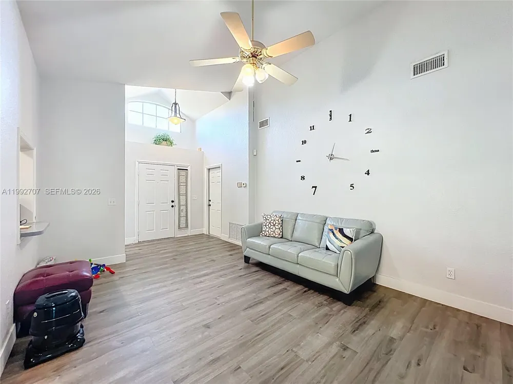 10052 Sandbar Street Orlando, FL 32825