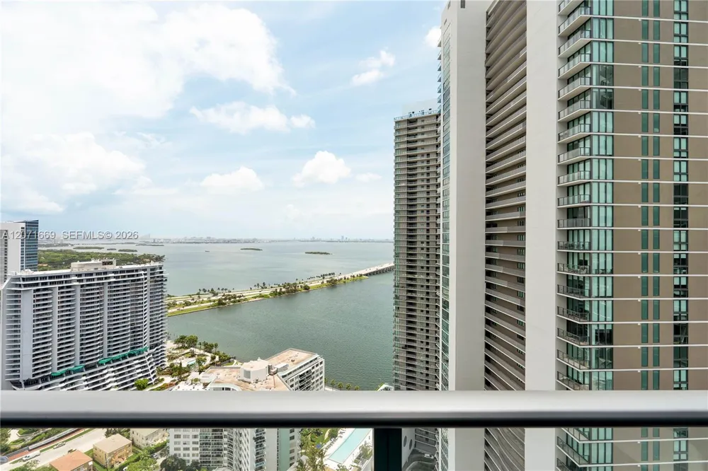 501 NE 31 #3304 Miami, FL 33131