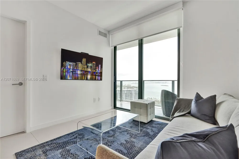 501 NE 31 #3304 Miami, FL 33131
