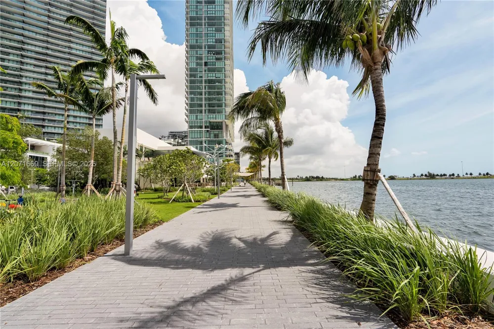 501 NE 31 #3304 Miami, FL 33131