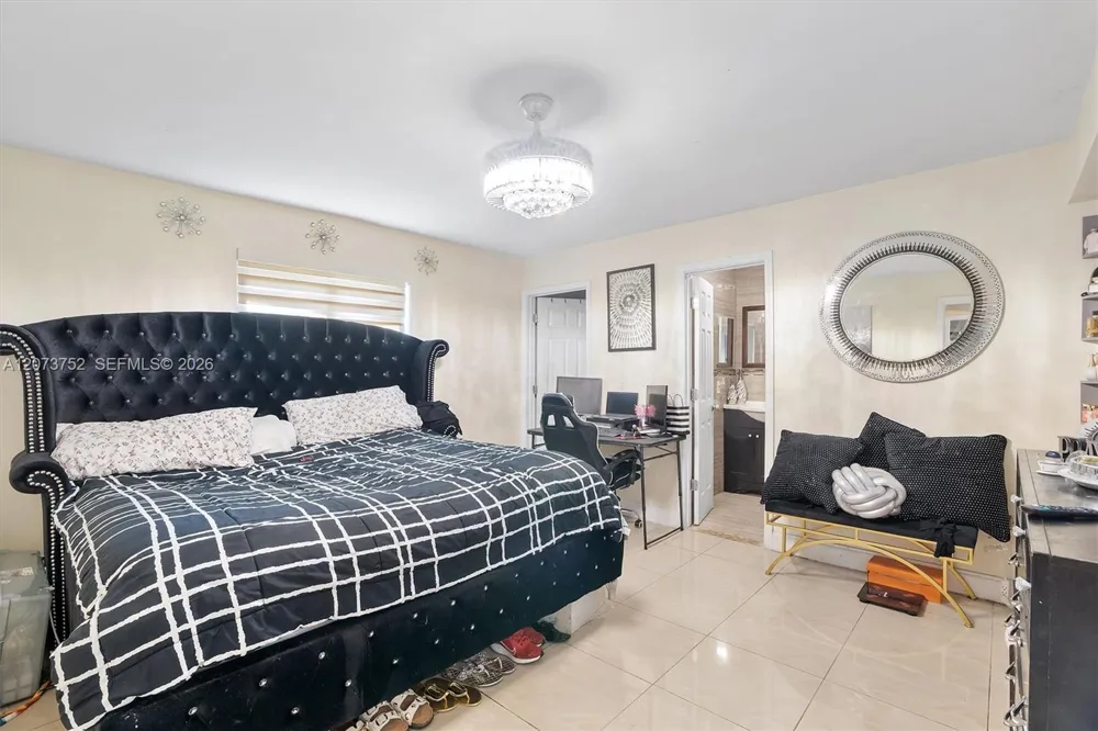 8544 Sheraton Dr Miramar, FL 33025