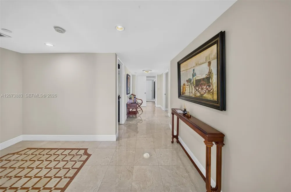 1915 Brickell Ave #C1607 Miami, FL 33129