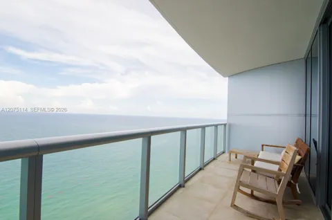 17001 Collins Ave #3804