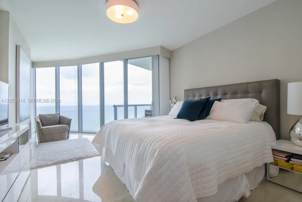 17001 Collins Ave #3804 Sunny Isles Beach, FL 33160