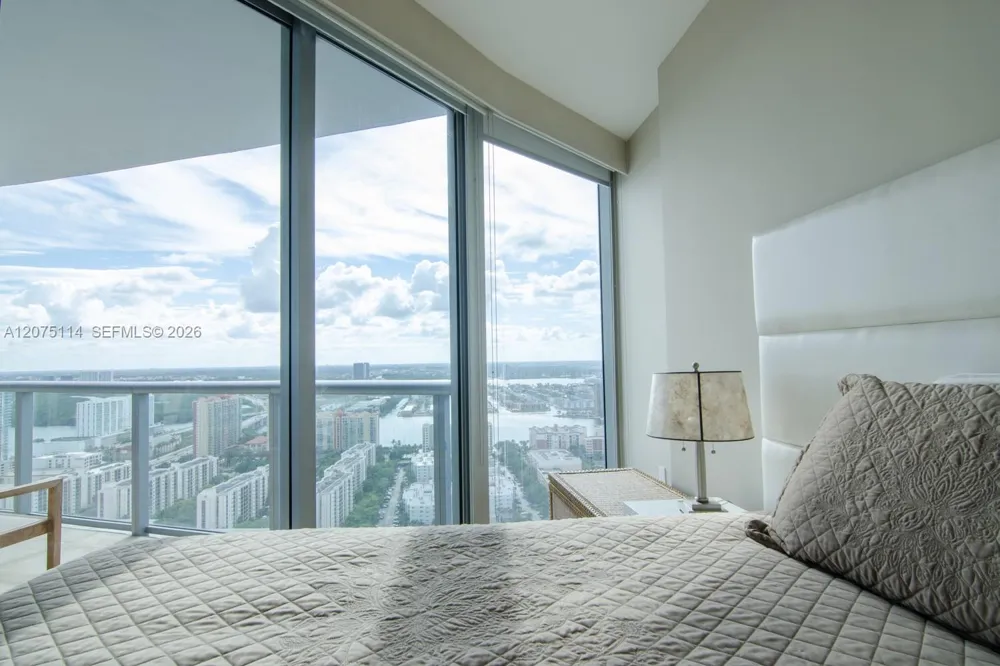 17001 Collins Ave #3804 Sunny Isles Beach, FL 33160