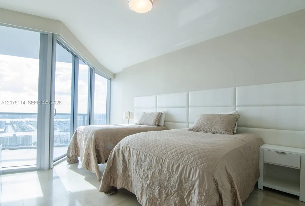 17001 Collins Ave #3804 Sunny Isles Beach, FL 33160