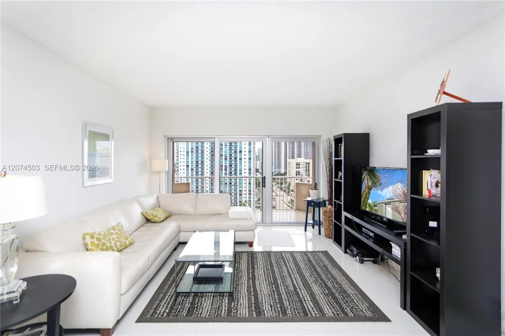 1985 S Ocean Dr #17K Hallandale Beach, FL 33009