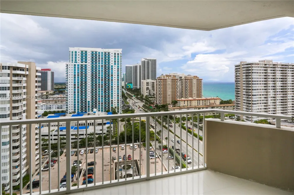 1985 S Ocean Dr #17K Hallandale Beach, FL 33009