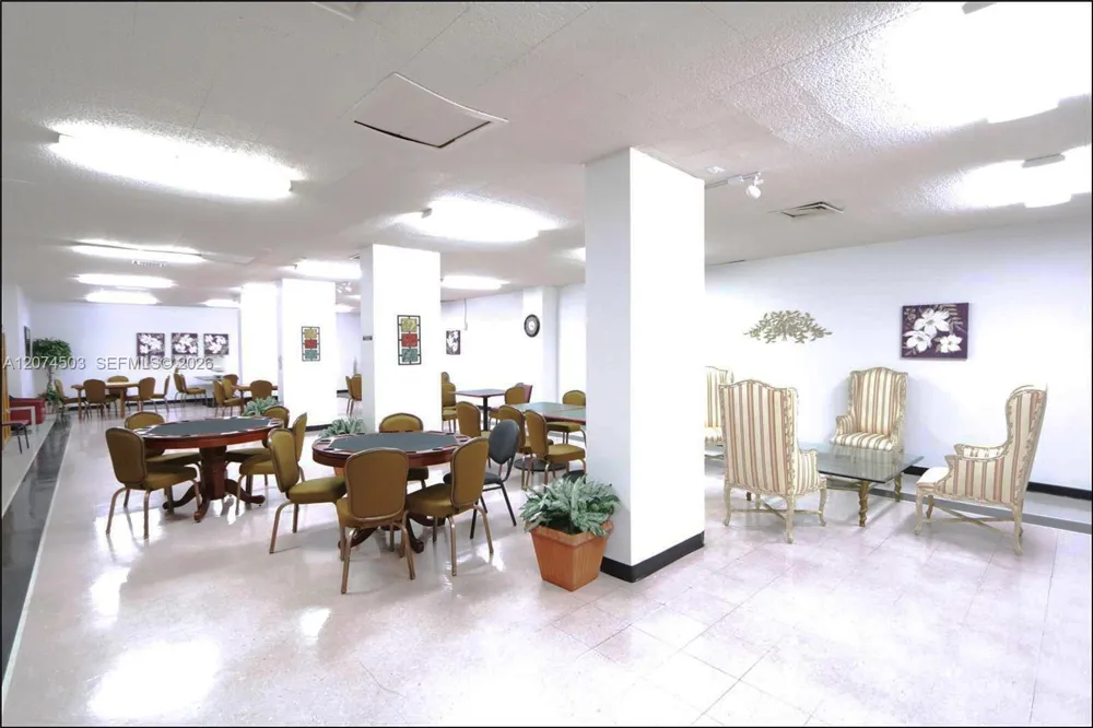 1985 S Ocean Dr #17K Hallandale Beach, FL 33009