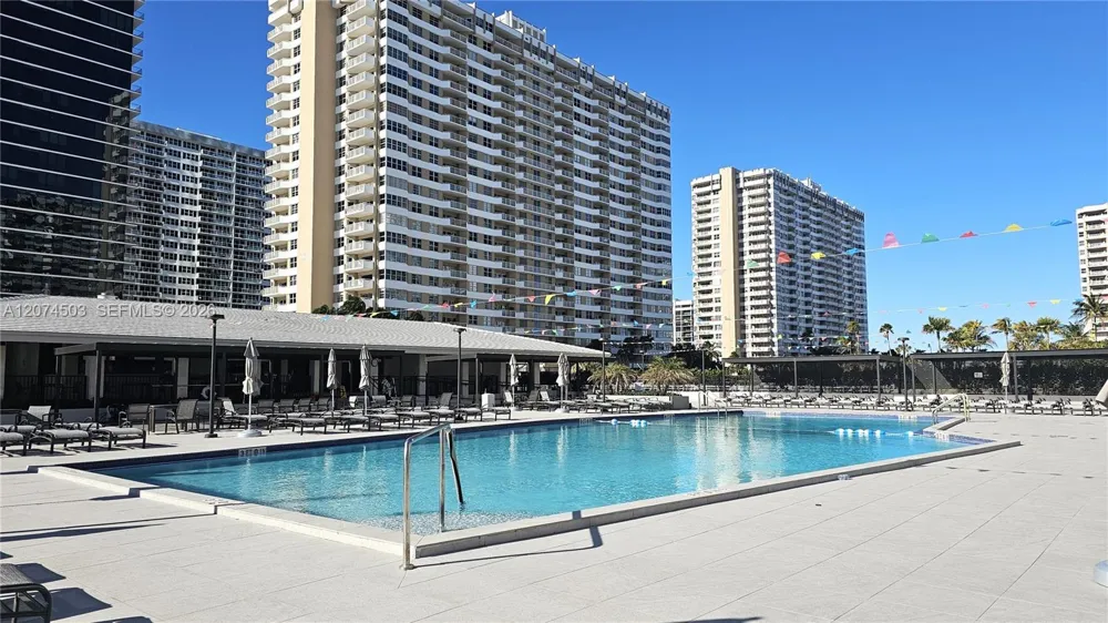 1985 S Ocean Dr #17K Hallandale Beach, FL 33009