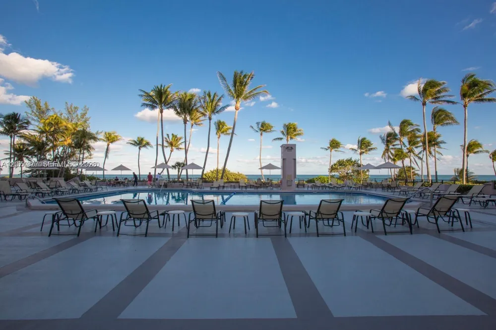 201 Crandon Blvd #431 Key Biscayne, FL 33149
